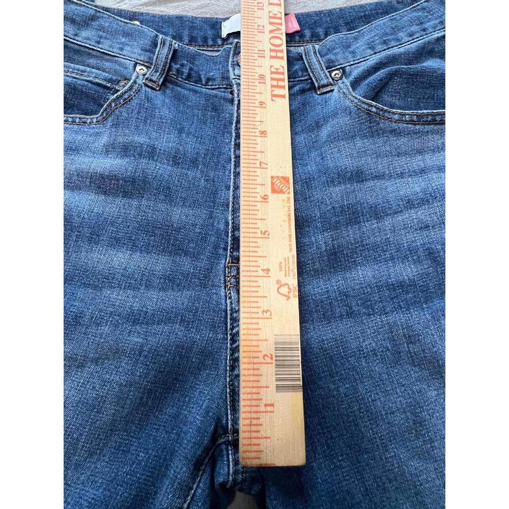 CAbi High-Rise Straight Leg Jeans Raw Hem Minimalist Clean Coastal Girl 6 - Picture 5 of 9